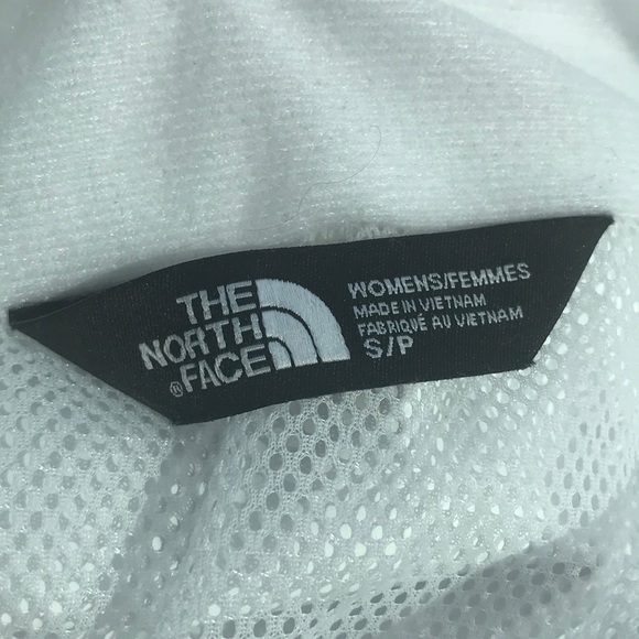 North Face Women’s Resolve rain jacket size small - Picture 5 of 8